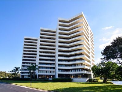 5950 Pelican Bay Plz S APT 504, Gulfport, FL, 33707