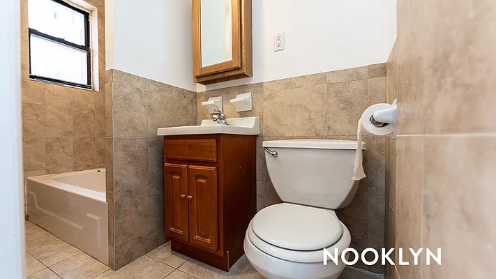 Rented by Nooklyn NYC LLC | media 30