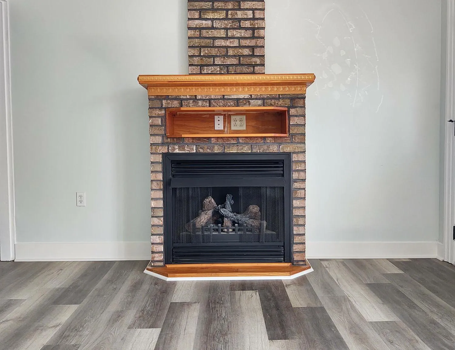2 bed, 1200 sqft, $1,600 — Photo 3