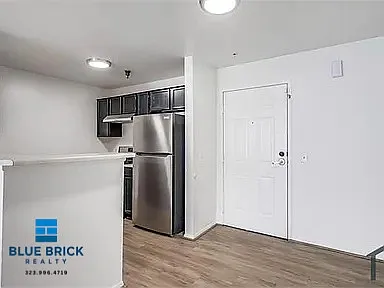 15231 Sherman Way #306 — Photo 37