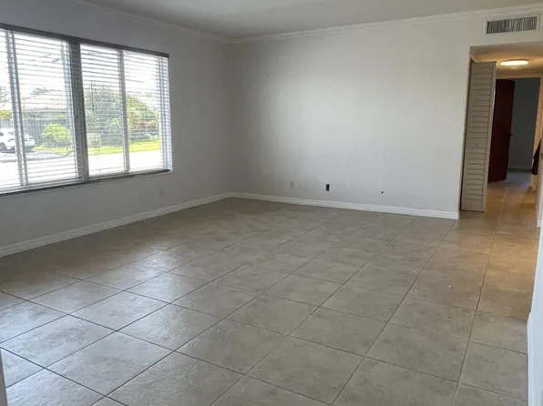 2020 NE 56th St APT 109, Fort Lauderdale, FL 33308