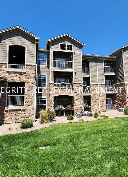 3035 Blue Sky Cir #10-204 — Photo 1