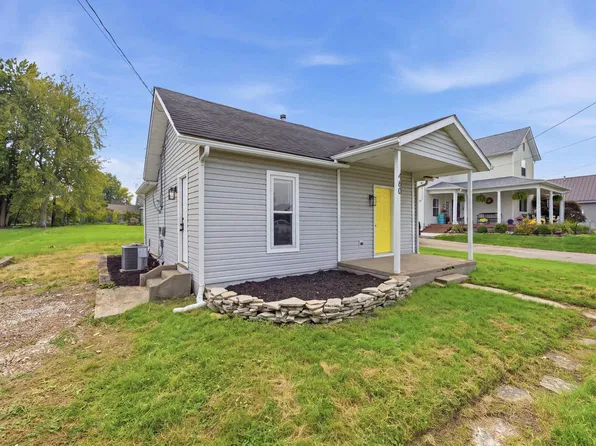 408 E Broad St, Hebron, OH 43025