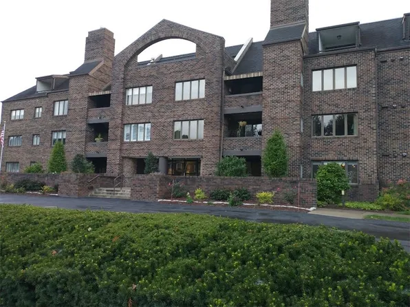 316 Beaver St APT 101, Sewickley, PA 15143