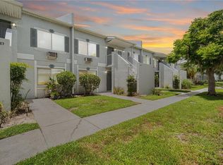 4130 Dolphin Dr #203, Tampa, FL 33617