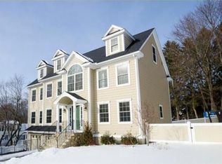 216 Great Rd, Bedford, MA 01730