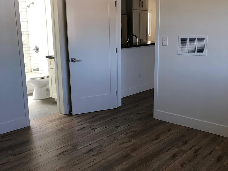 530 S Irena Ave — Photo 8
