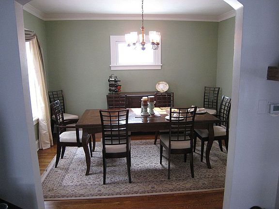 Dining Room Pic #2