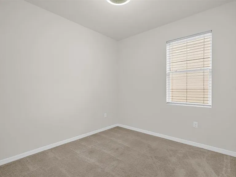 2444 Varenna Loop — Photo 16
