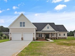 3105 Bladen Union Church Rd, Fayetteville, NC 28306