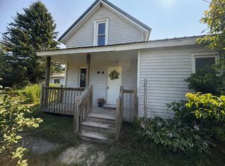 5585 Cedar St, Millersburg, MI 49759