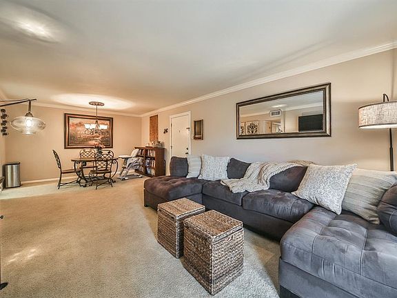 4th image of 7575 Katy Fwy APT 34