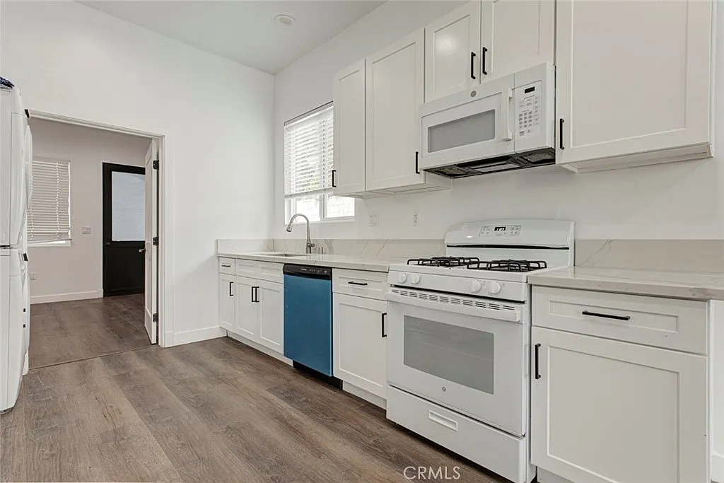 4 bed, 1263 sqft, $5,000 — Photo 4