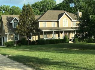 1127 SW Indian Hills Rd, Topeka, KS 66615