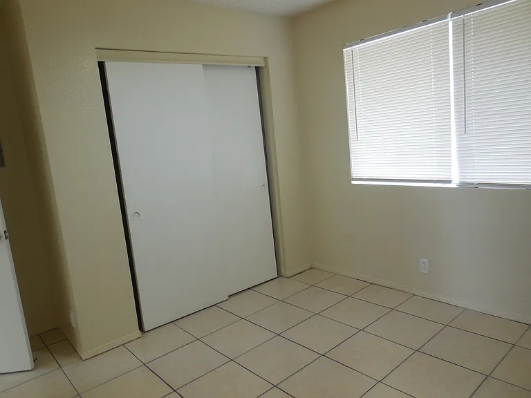 839 Gaviota Ave #F — Photo 21