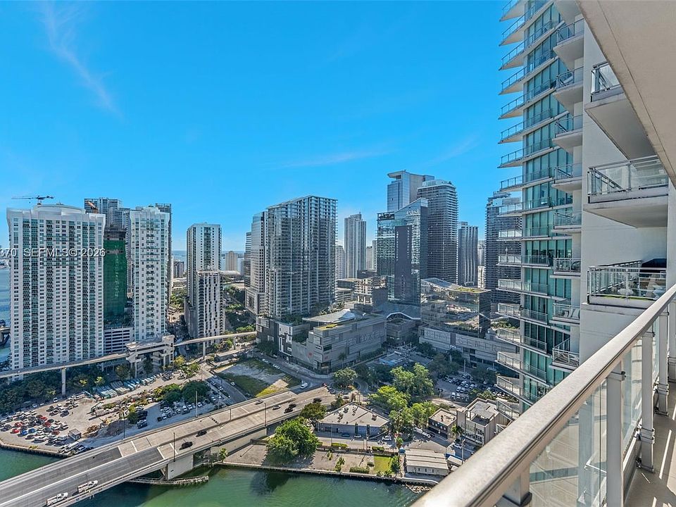 1st image of 92 SW 3rd St APT 3611