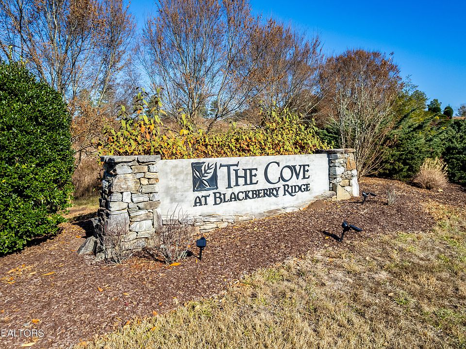 1st image of 409 Wood Duck Ln