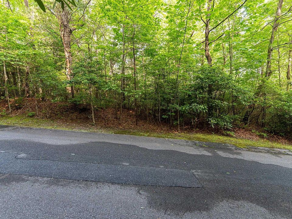 1st image of 113 Columbine Way