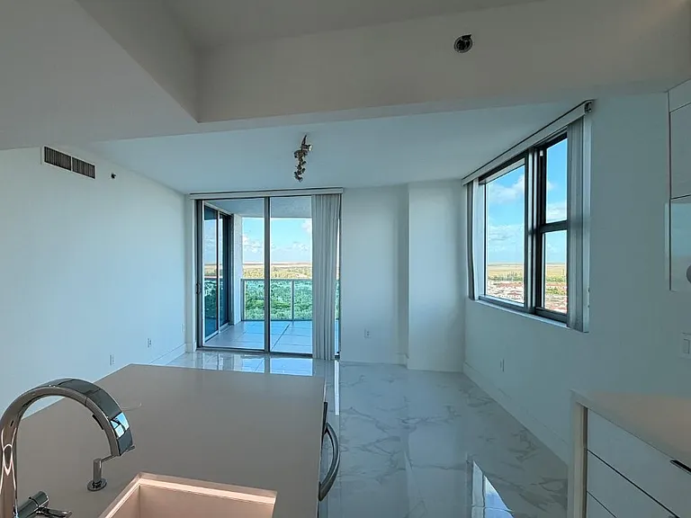 2641 N Flamingo Rd #2208N — Photo 5