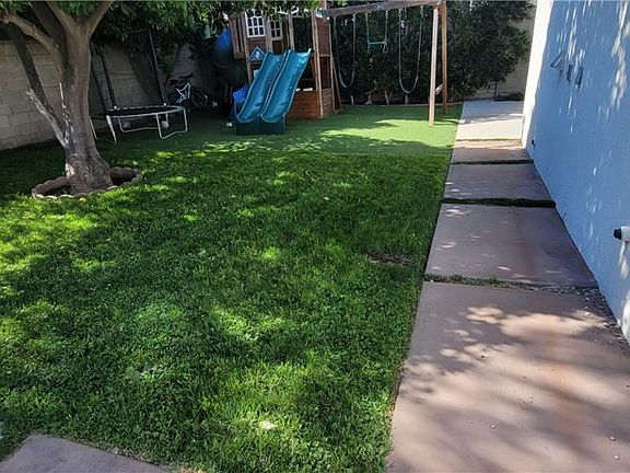 4th image of 12619 Tiara St #12619