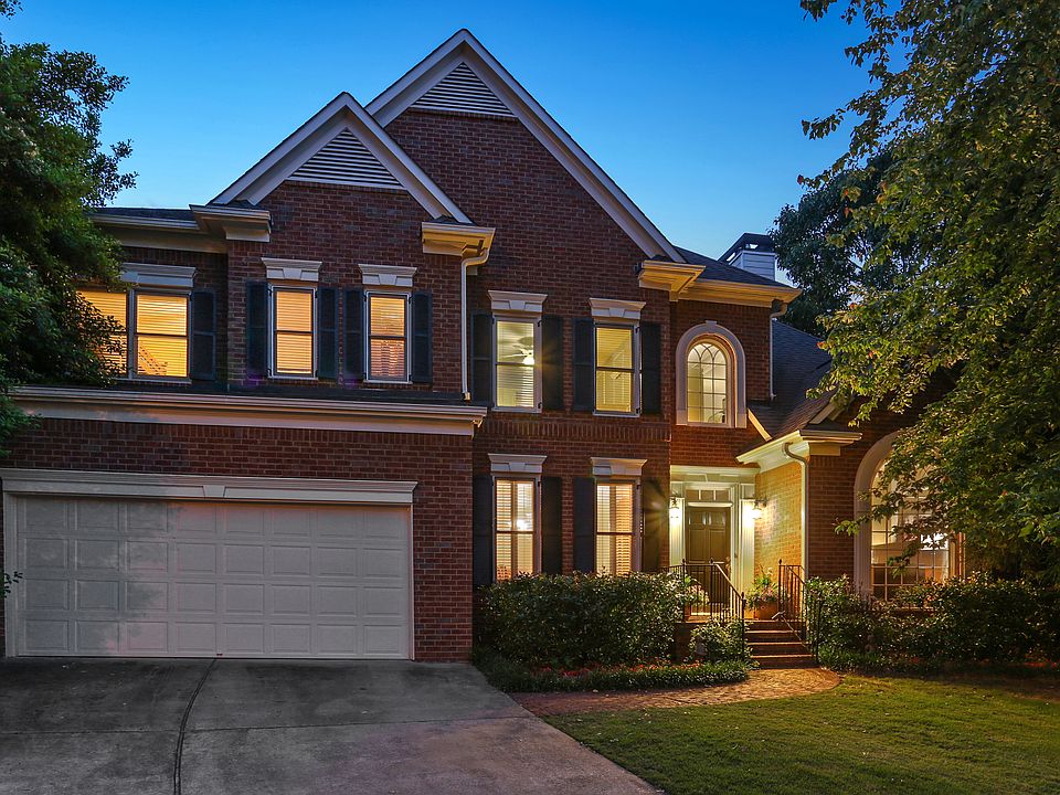 2nd image of 5222 Forest View Cir SE