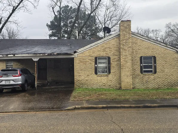 100 Wood St, Batesville, MS 38606