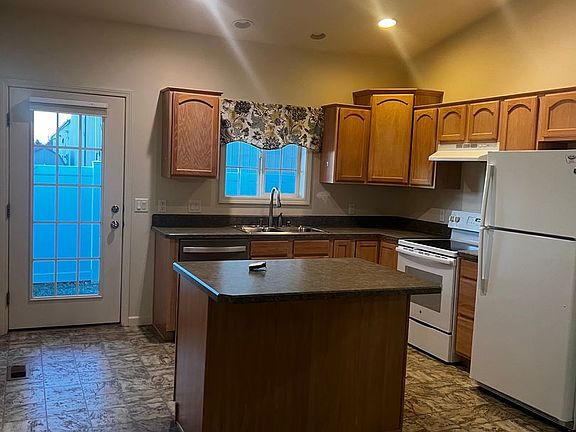 5th image of 3142 New Hope Dr