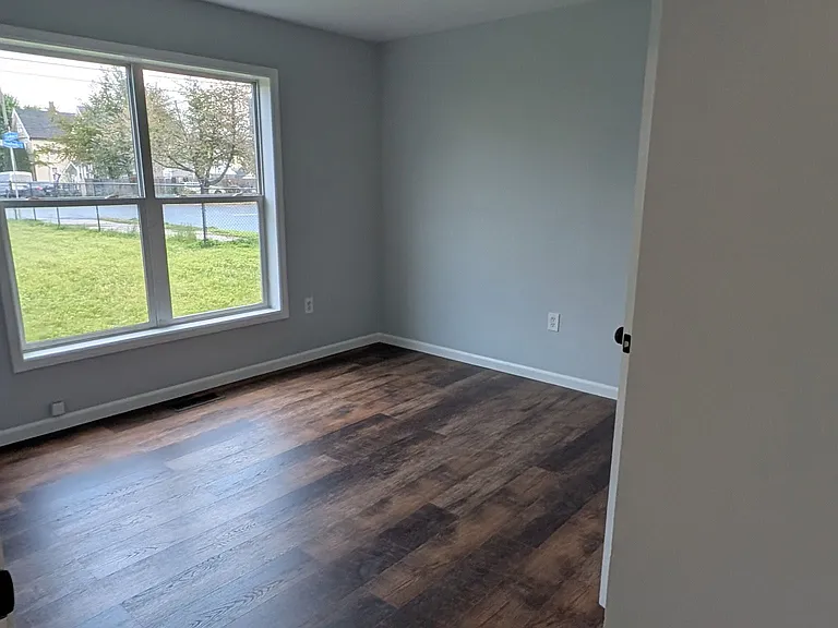 619 Shelton St #1 — Photo 5