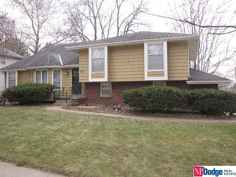 1st image of 4821 Bernadette Ave
