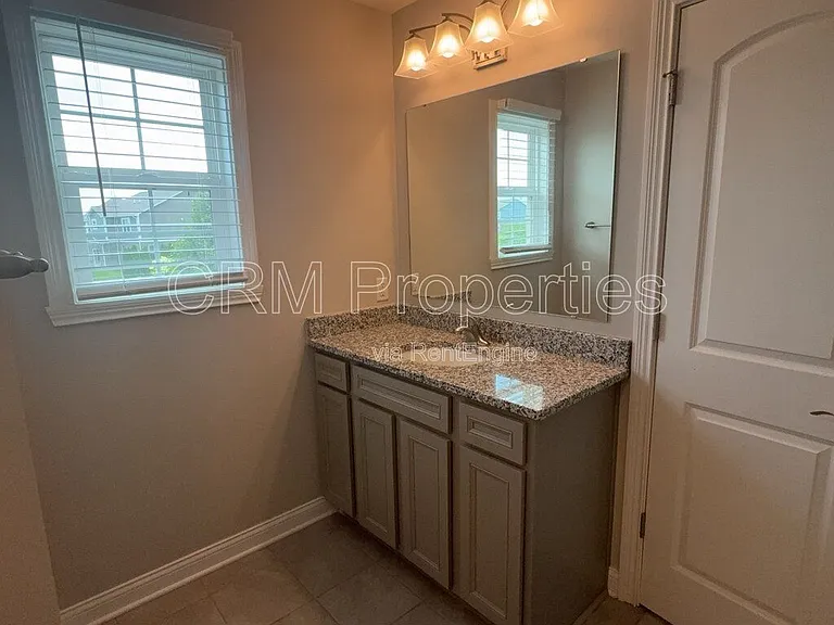 6311 Burgin Dr — Photo 36