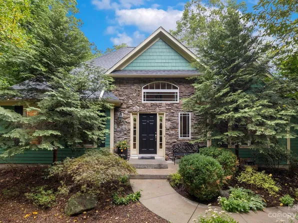 53 Gaston Mountain Rd, Asheville, NC 28806