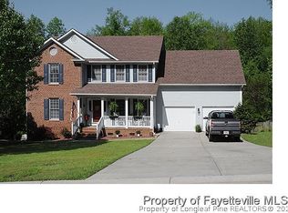 5721 Cherrystone Rd, Fayetteville, NC 28311