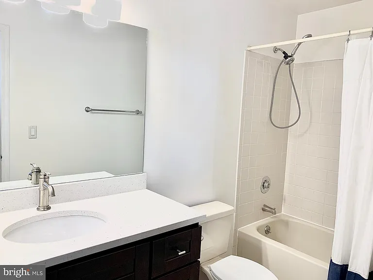 305 Marten Rd — Photo 22