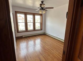 2555 W 45th St UNIT 2, Chicago, IL 60632