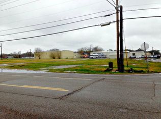 3663 Main Ave, Groves, TX 77619