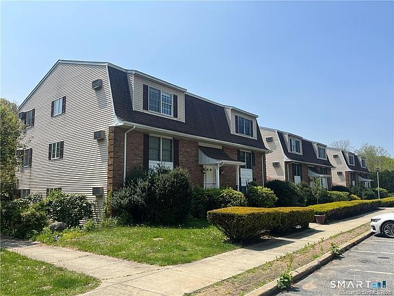 2nd image of 302 Boston Post Rd APT 16