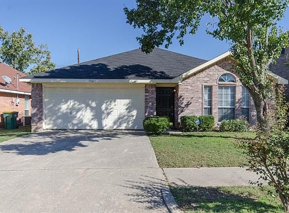 3rd image of 734 Nelson Dr