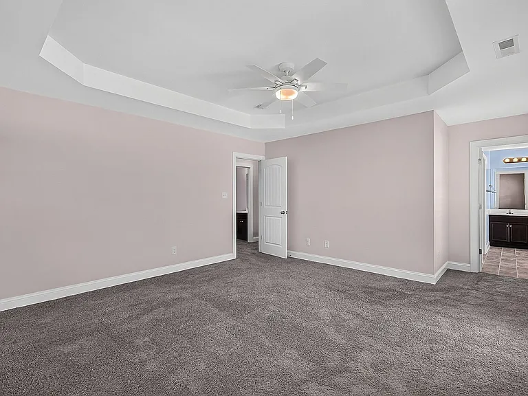 221 Robert Alan Dr — Photo 20