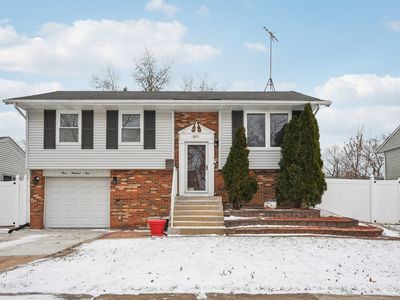 301 Villa Rd, Streamwood, IL, 60107