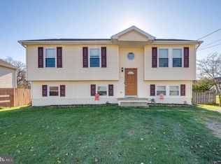 410 E 10th Ave, Ranson, WV 25438