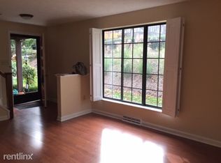 301 Timber Ln, Sewickley, PA 15143