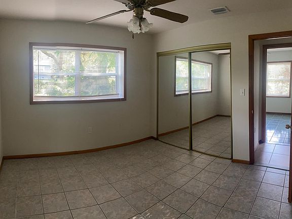 4th image of 136 E Lake Mary Ave