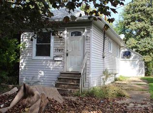 1040 Ossington Ave, Flint, MI 48507