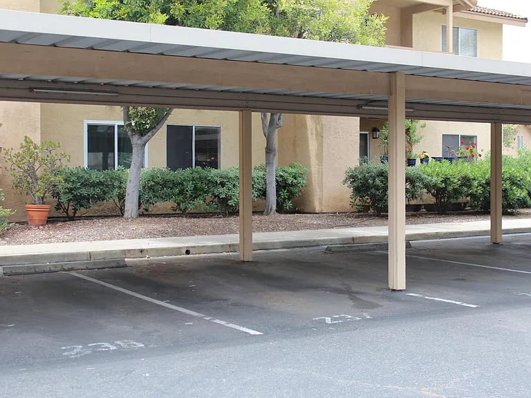 202 Woodland Pkwy #216 — Photo 9