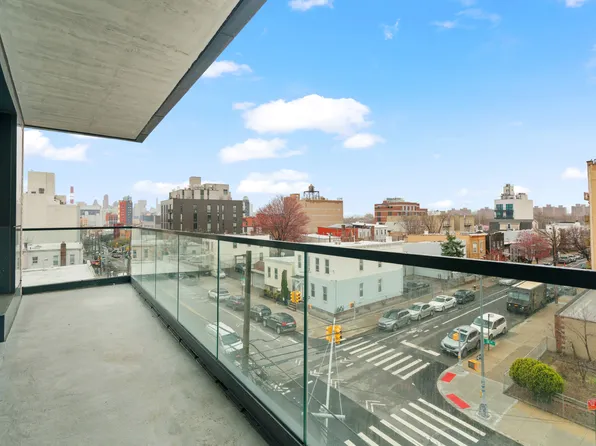 28-08 38th Avenue image 2 of 20