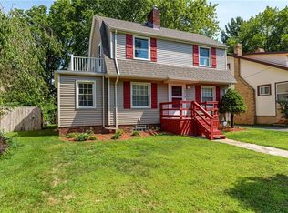 18219 Cornwall Rd, Cleveland, OH 44119