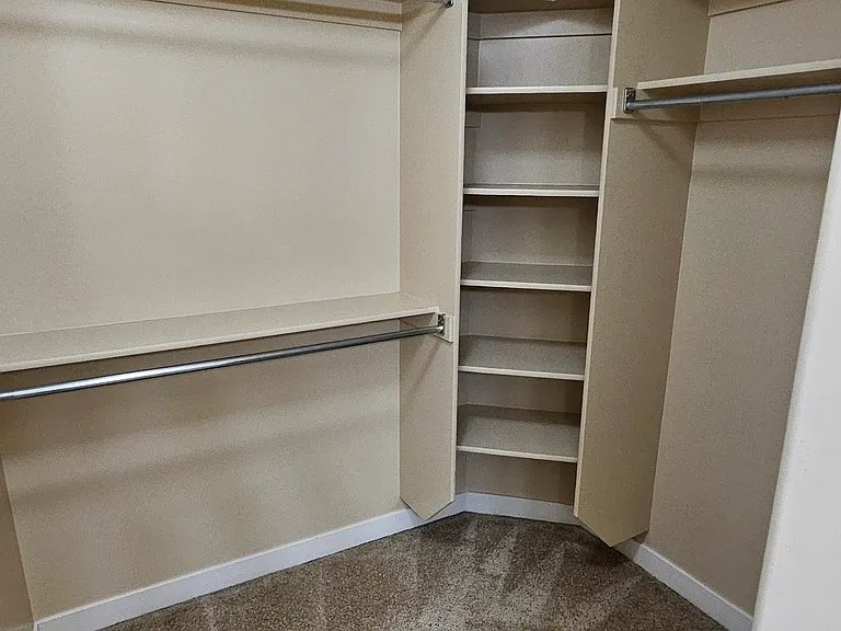 1606 N 450 E — Photo 13