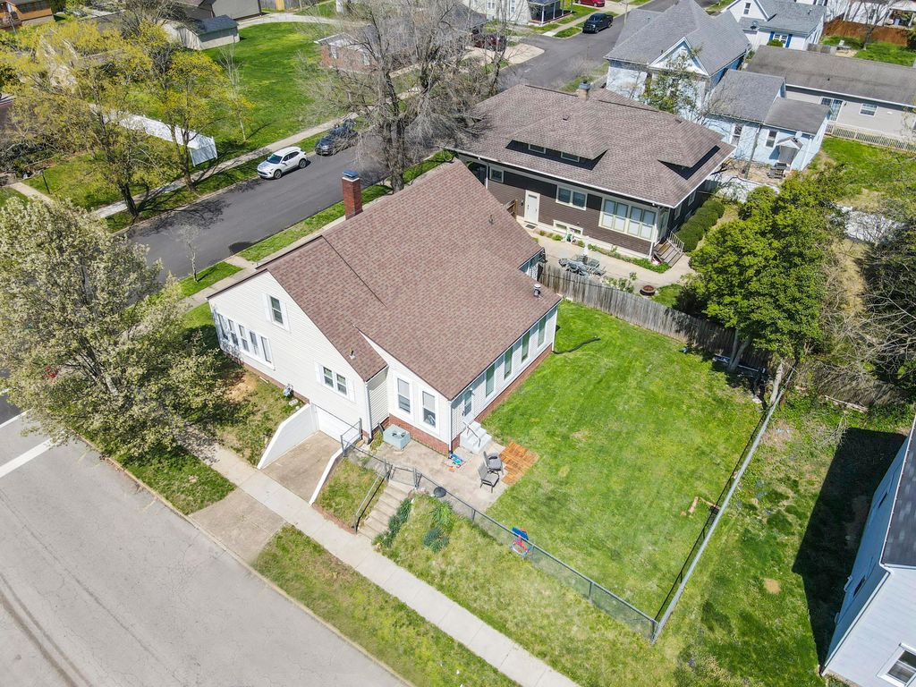 Real estate listing image