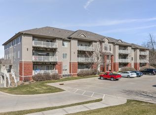 470 N 1st Ave APT 101, Iowa City, IA 52245