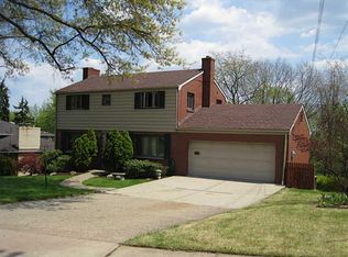 64 Oregon Trl, Pittsburgh, PA 15234